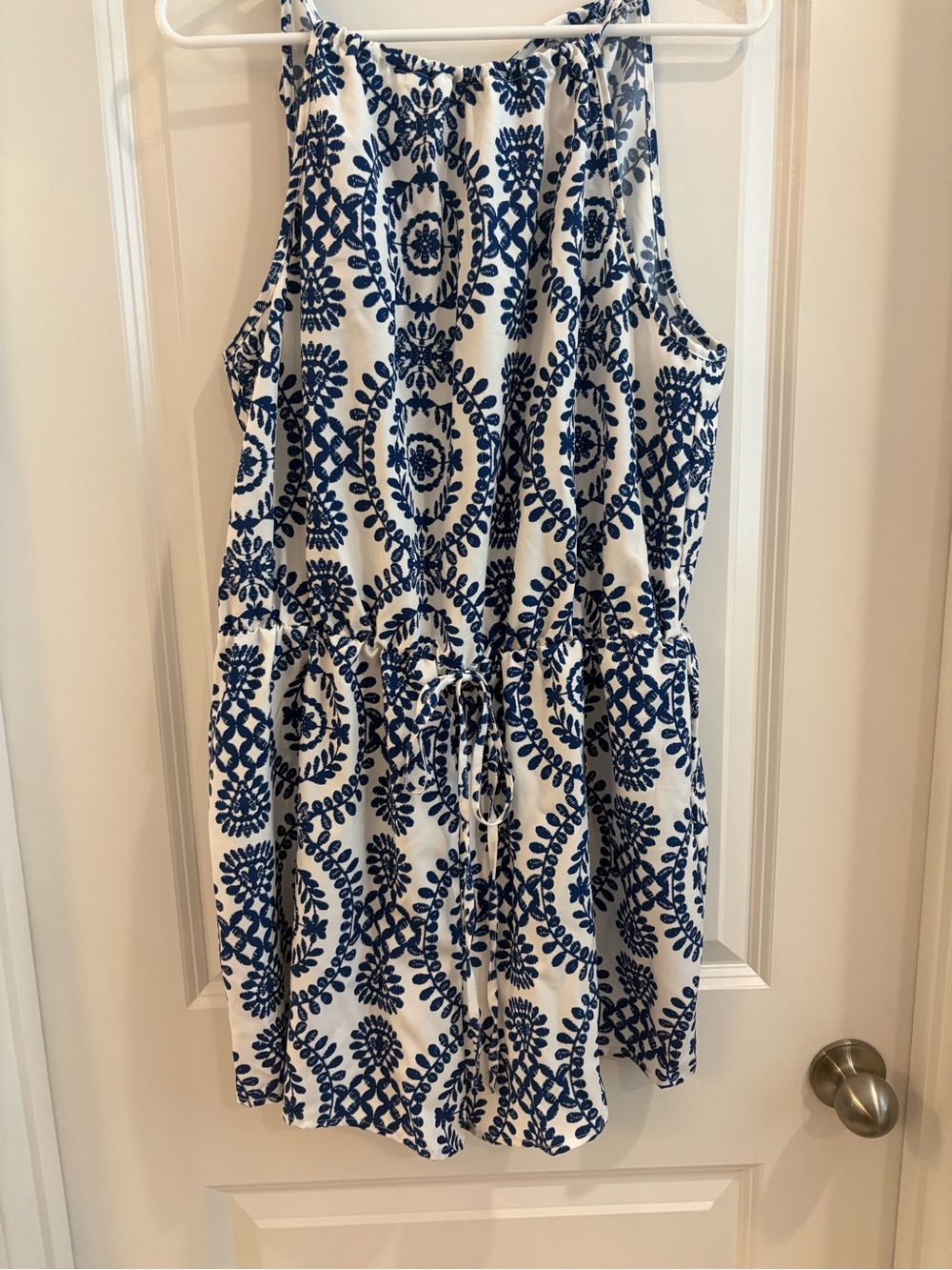 SHEIN White and Navy Blue Floral Print Romper